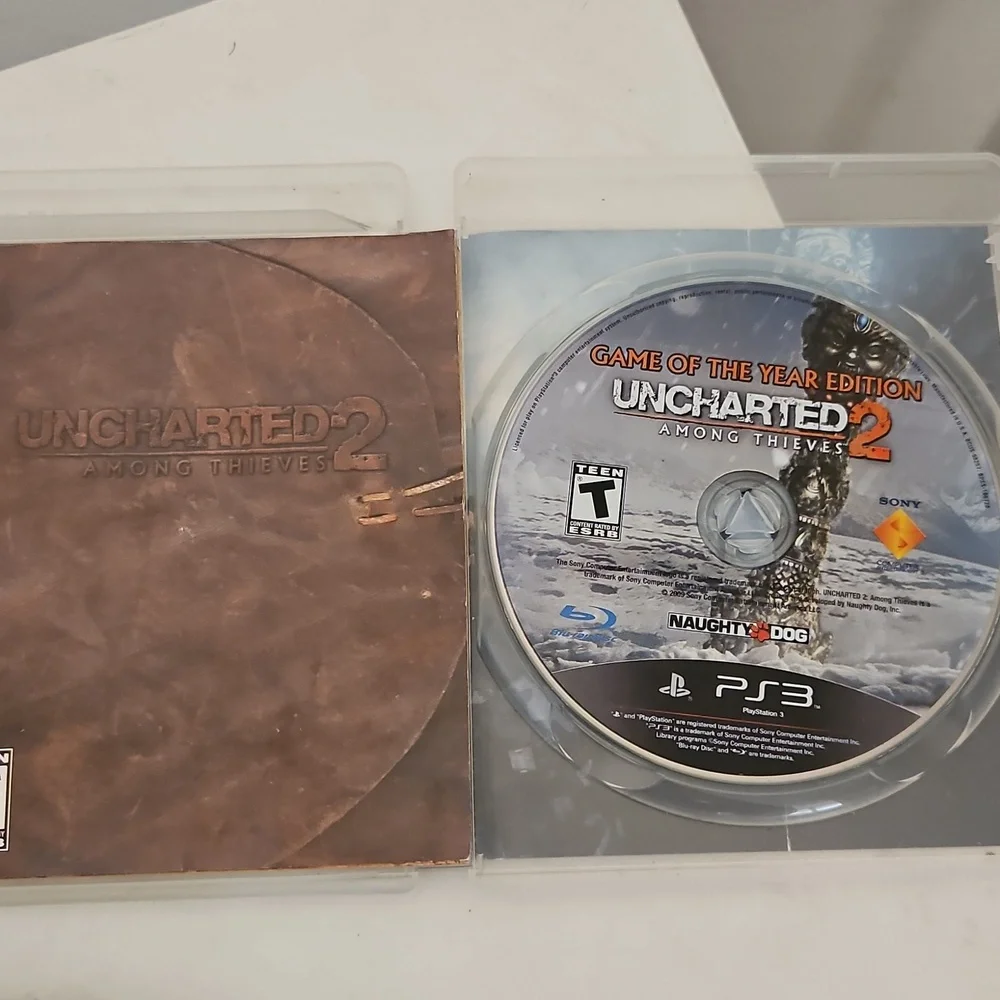 Sony Uncharted Game Set for PS3 - Black and Yellow